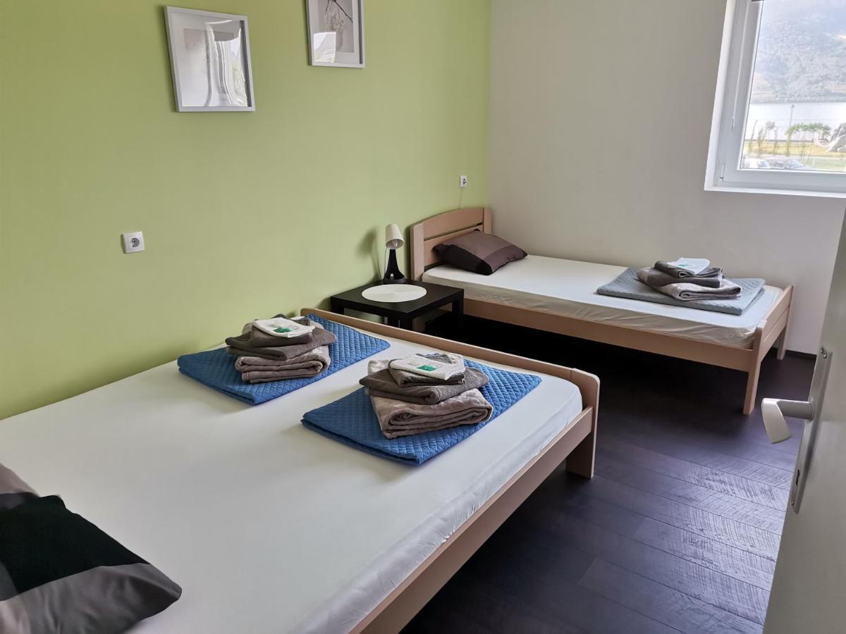 Apartman Terassa Donji Milanovac Eksteriør bilde